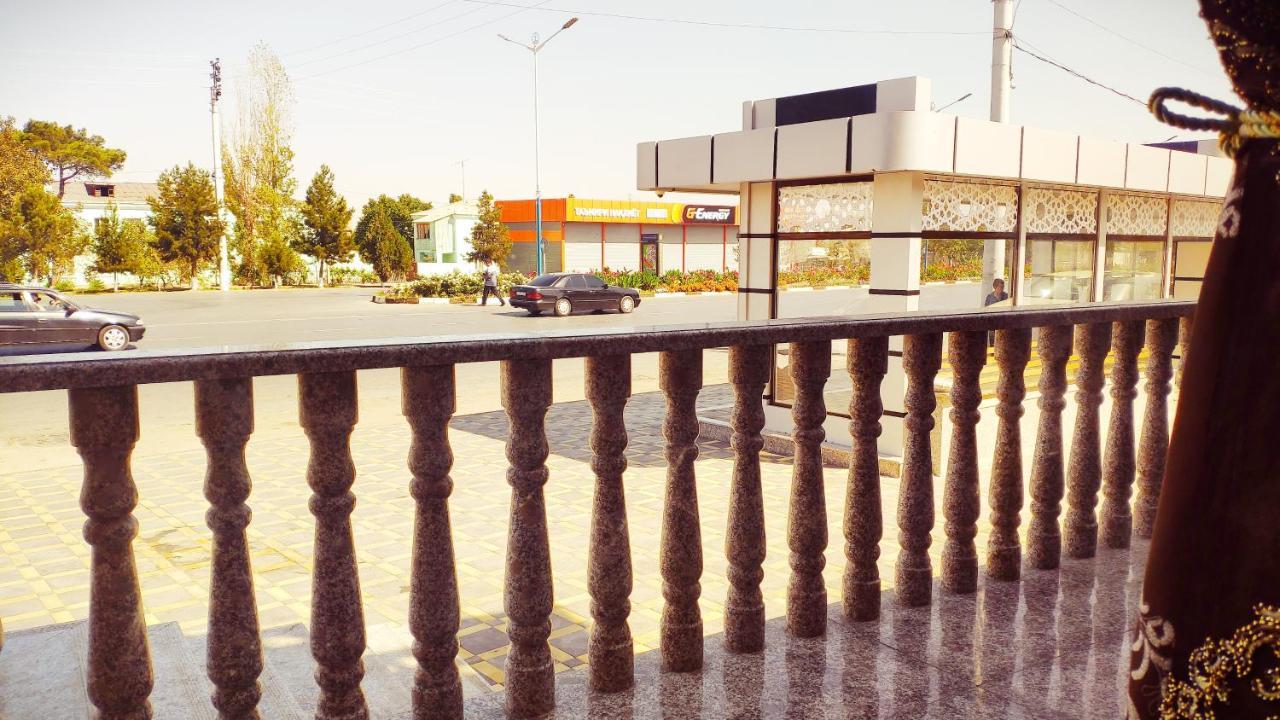 Hotel Buston Chkalovsk Buitenkant foto
