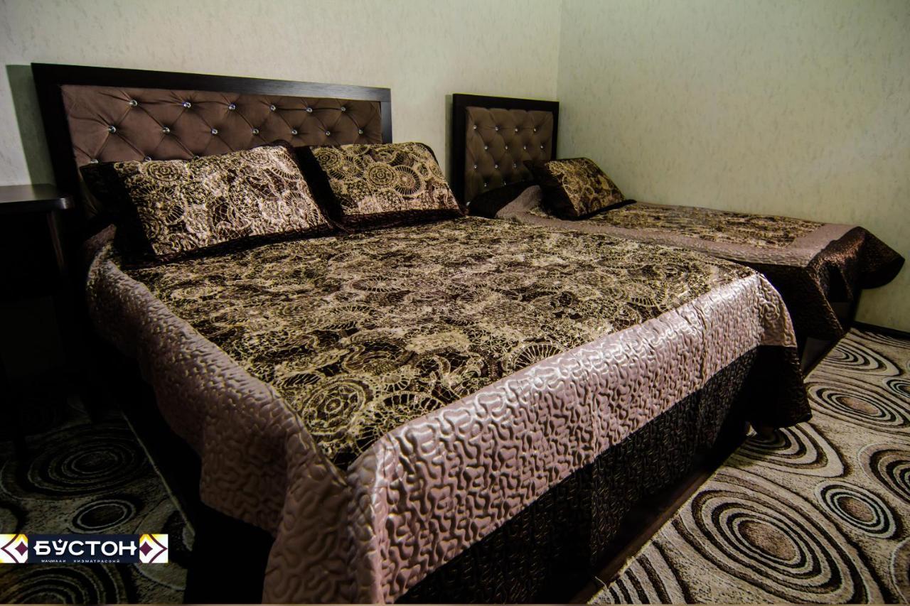 Hotel Buston Chkalovsk Buitenkant foto