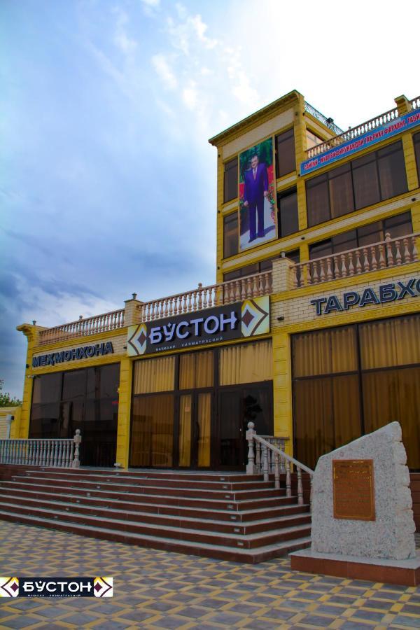 Hotel Buston Chkalovsk Buitenkant foto