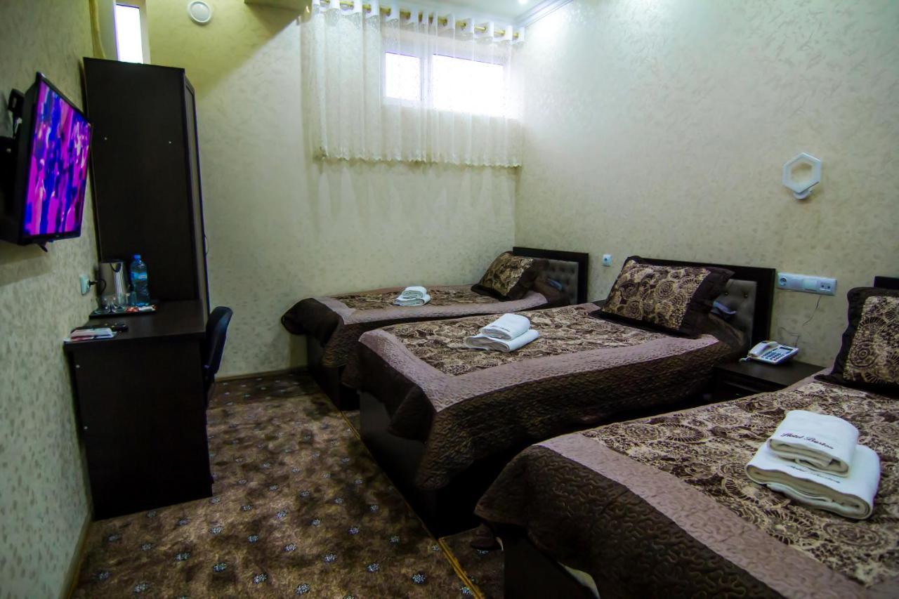 Hotel Buston Chkalovsk Buitenkant foto